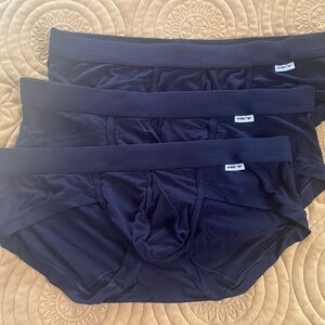 Classic Black Men's Briefs - 3-Pack by TBO